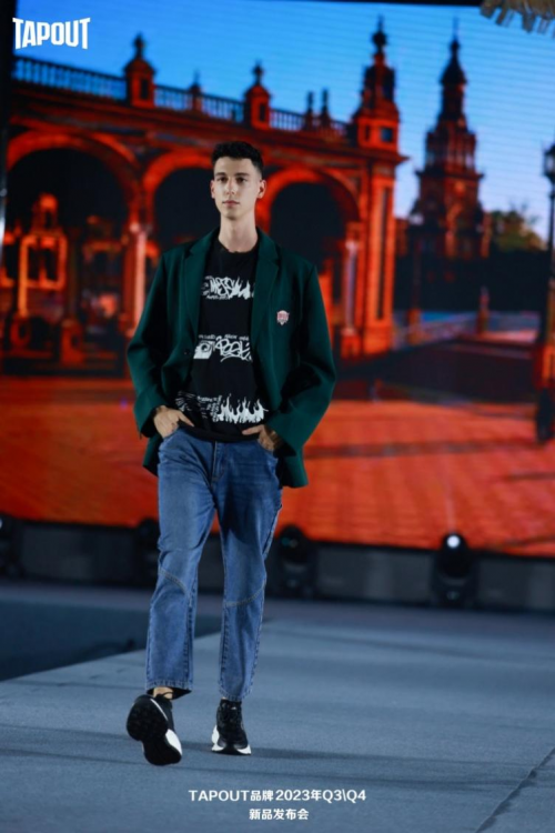 TAPOUT品牌2023年秋冬新品发布会