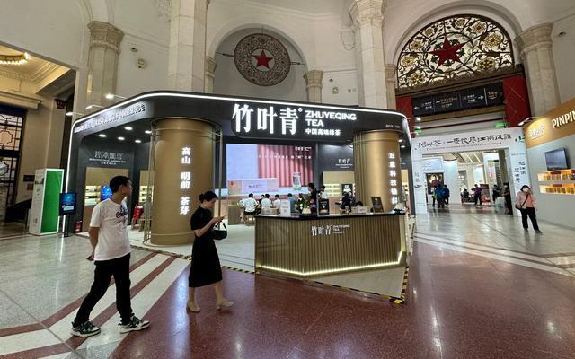 茶产区抱团打造品牌，茶叶适度包装成趋势