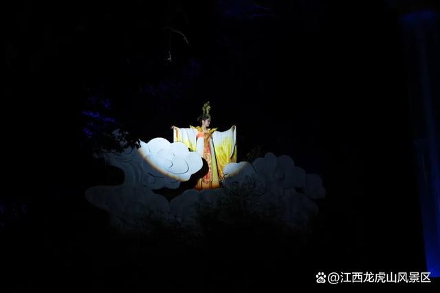 江西这个景区穿汉服免门票入园啦！还有超实用的汉服拍照技巧附送给你！