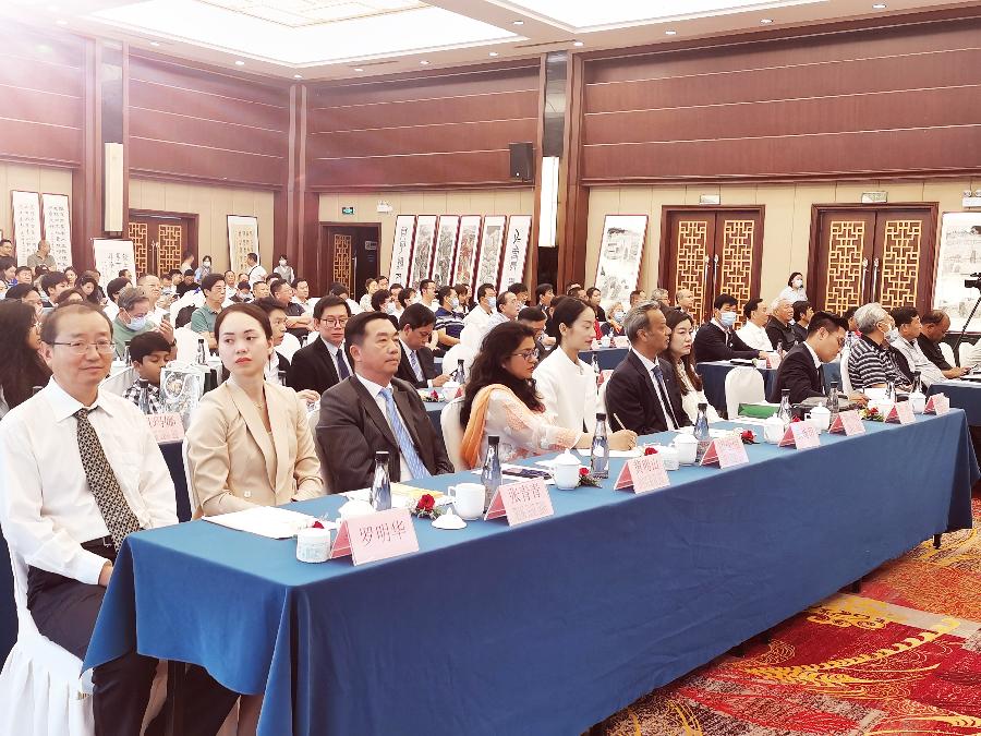 刘炳森书画艺术研究院成立两周年庆典活动在昆明举行