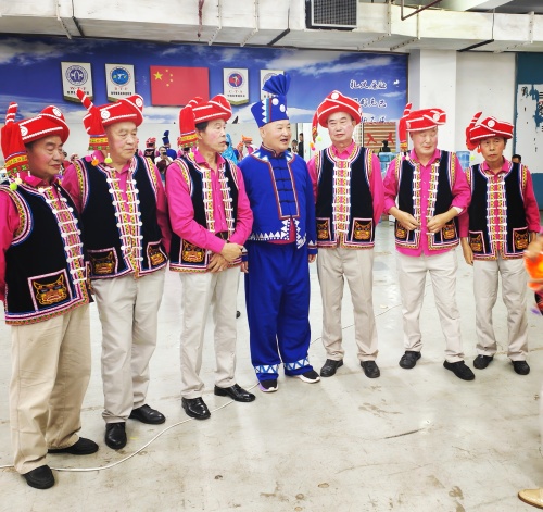 十年放歌彩云南  银发生辉展风采