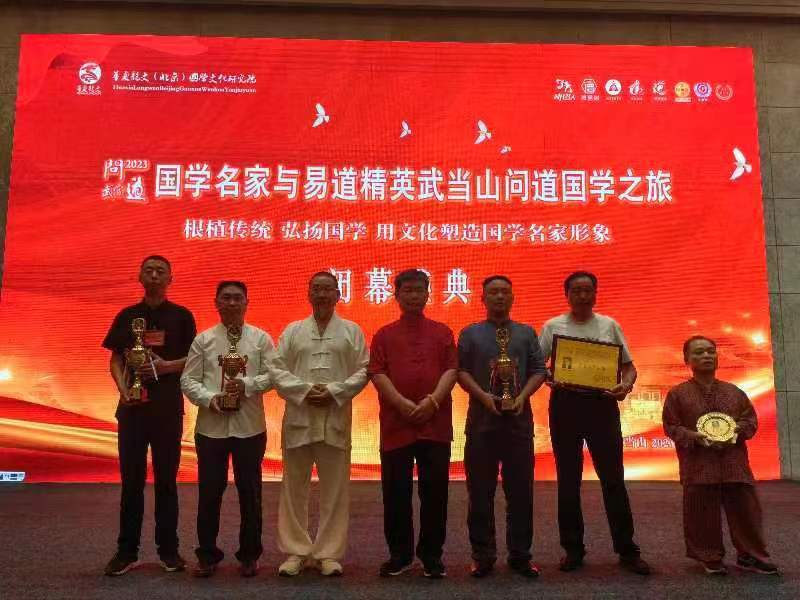 59031752c986ec112f5d8a42f4aef29