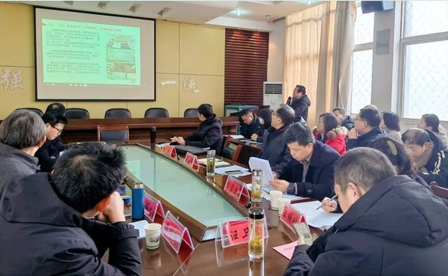 【荆楚教育】湖北武穴育才高中王汉中：努力奔跑，教育路上追梦人！