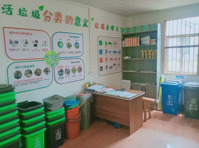 龚太亚：喜看胡导章村新变化