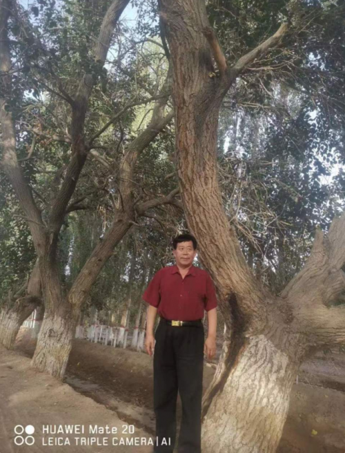 向伟大的中国人民解放军生日献礼  黄河千年清一回张国土考察青海