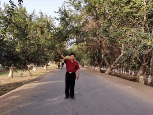 向伟大的中国人民解放军生日献礼  黄河千年清一回张国土考察青海