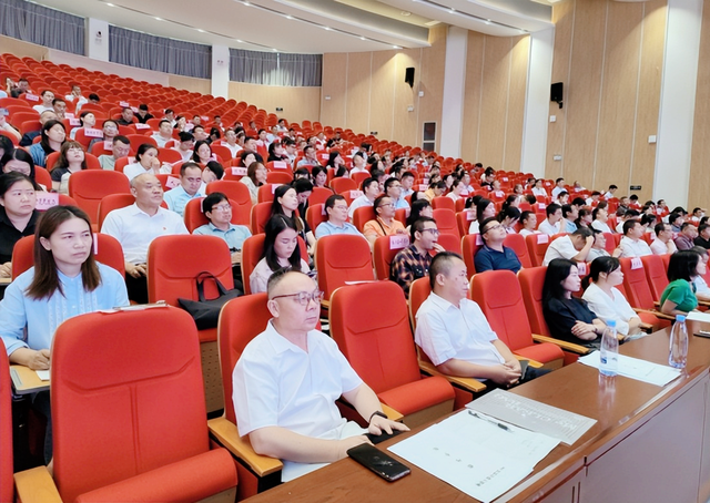 【新闻】武穴市召开第二届“湖北数字公益节”总结暨腾讯“99公益日”活动动员会！