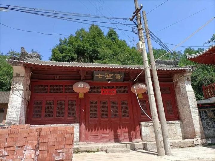 周丹军：黑山老街游记