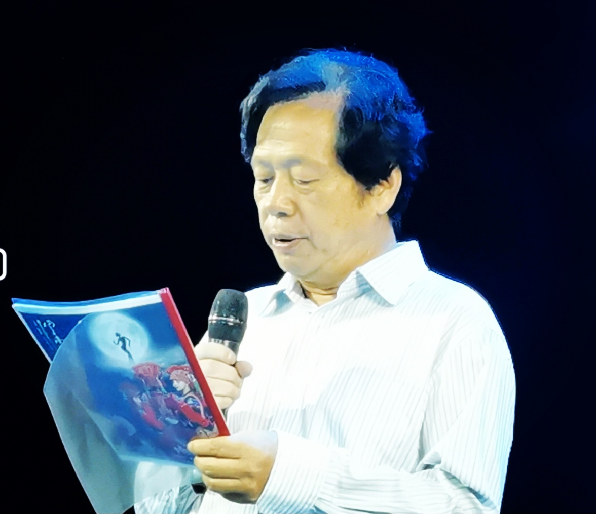 云南省老年合唱协会举办“放歌彩云南 银发颂祖国”文艺展演