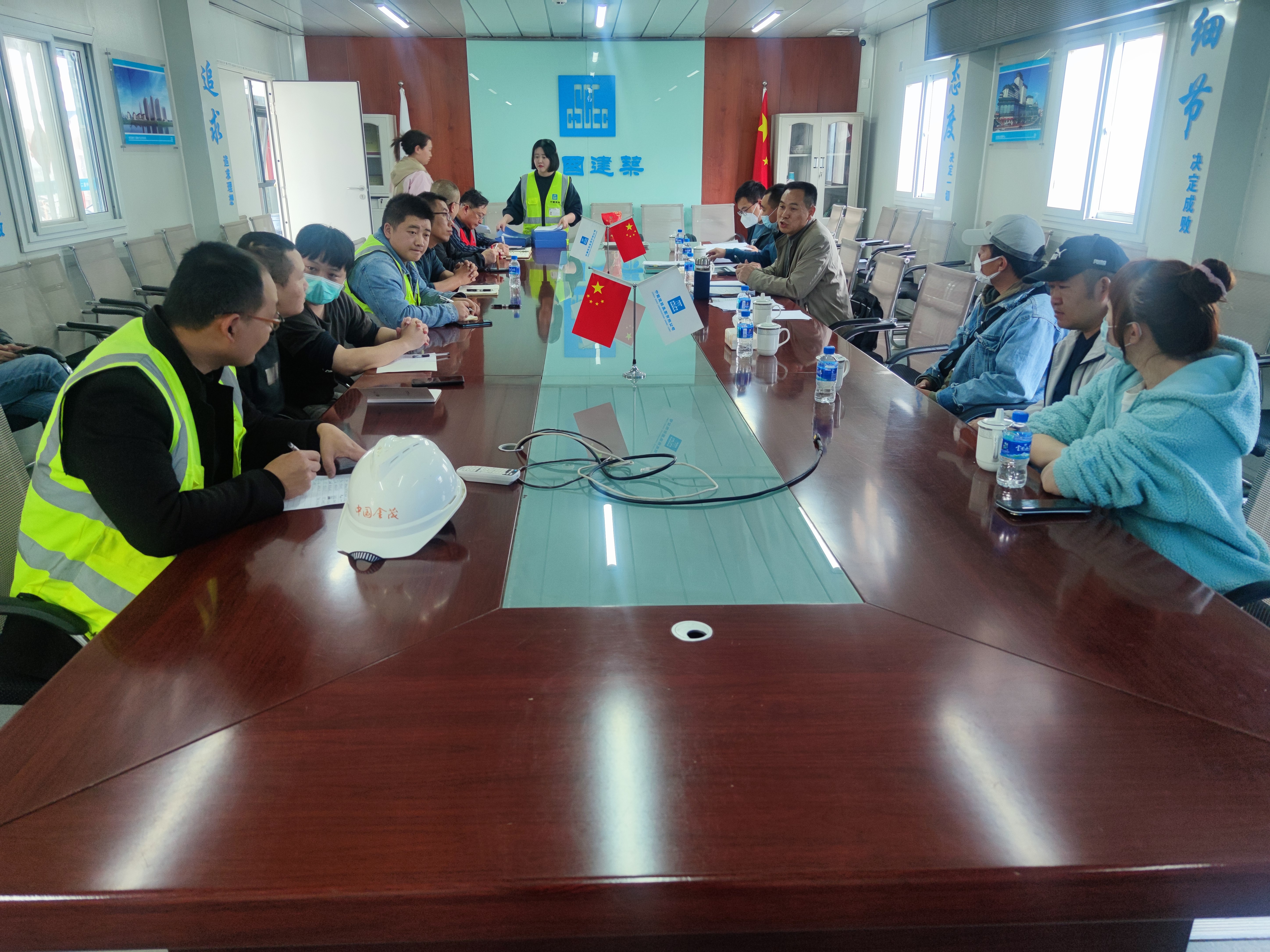 昆明市西山区住房和城乡建设局：工资保障出实招 追缴欠薪见实效