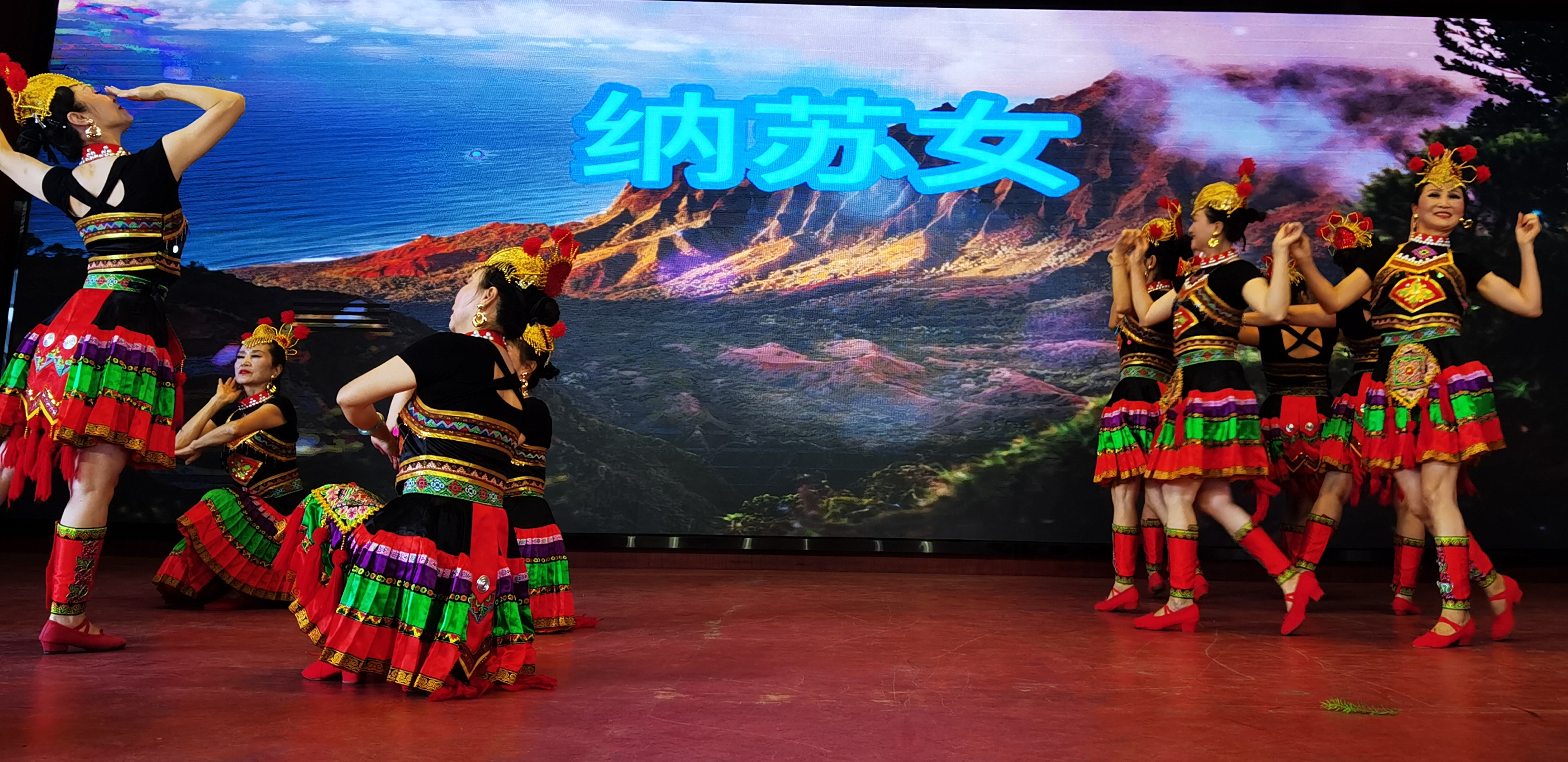 庆祝普洱景迈山古茶林申遗成功暨第十八届茶寿节大会在昆明举行