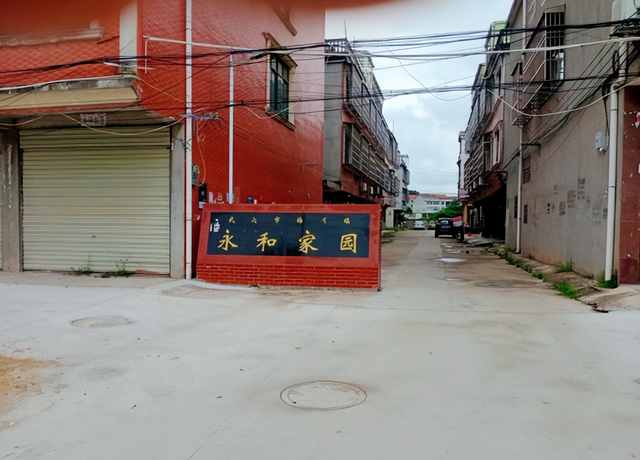 “暖心书记”办好事——武穴市梅川镇梅浦社区推进“百日攻坚”纪略