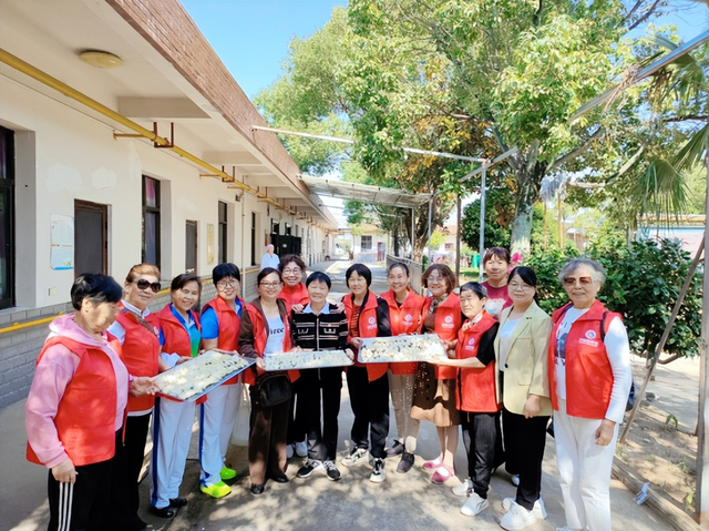 【暖心】写在武穴市慈善会“爱在重阳节·情满福利院”活动之际