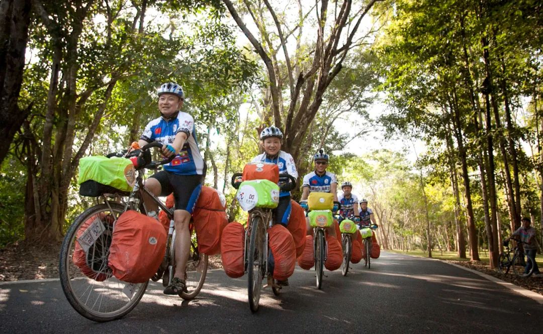 献血庆生：一个探险家与昆明的十五年脉动