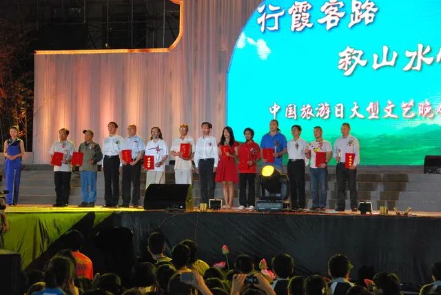 献血庆生：一个探险家与昆明的十五年脉动