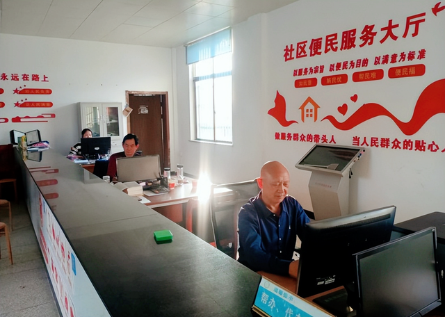 武穴市梅川镇居杠社区：“颜值”“内涵”齐提升