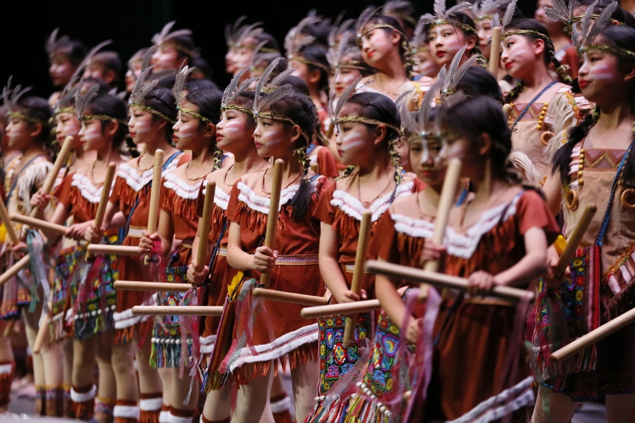 云南的骄傲：晓耕交响合唱音乐会在云南大剧院举行