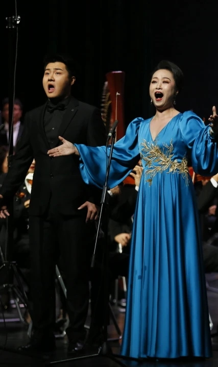 云南的骄傲：晓耕交响合唱音乐会在云南大剧院举行