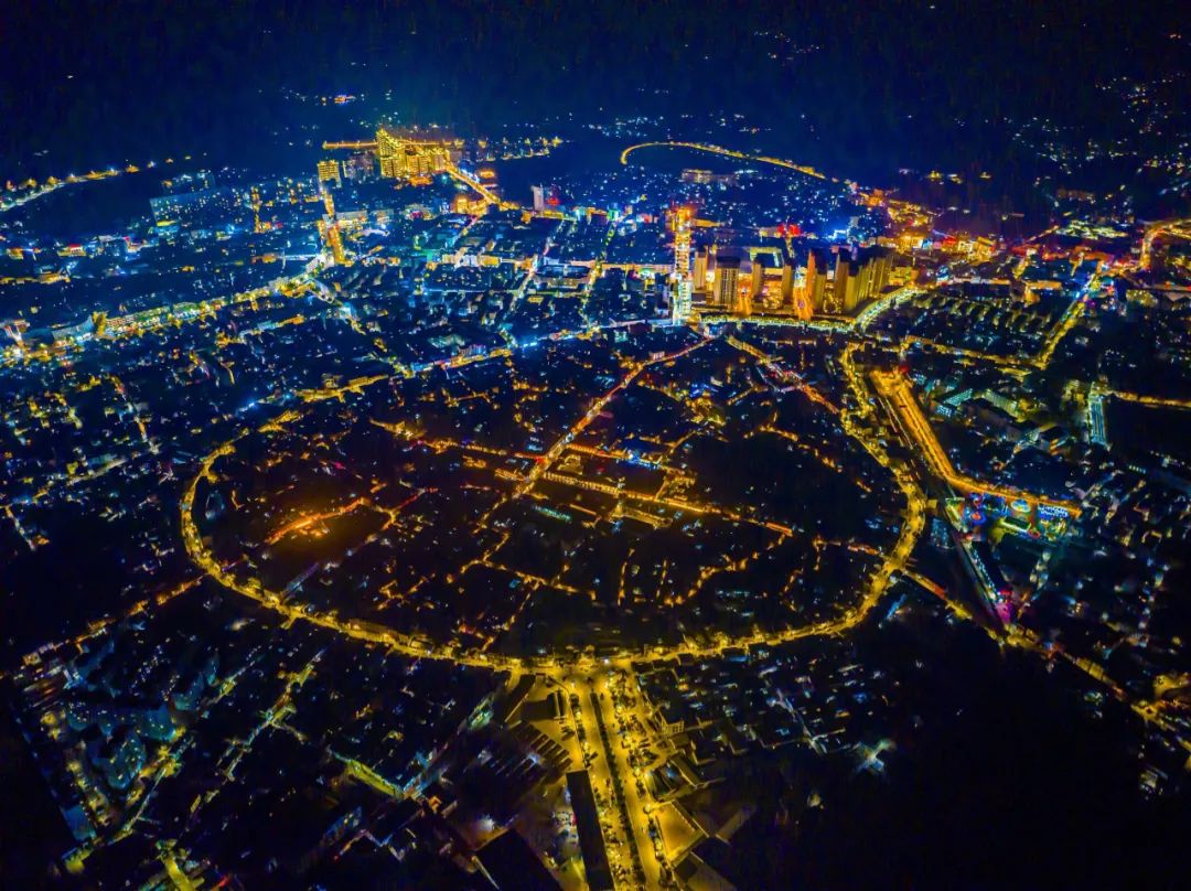 在云南风水最好的地方跑个新年马拉松，主打吉祥圆满