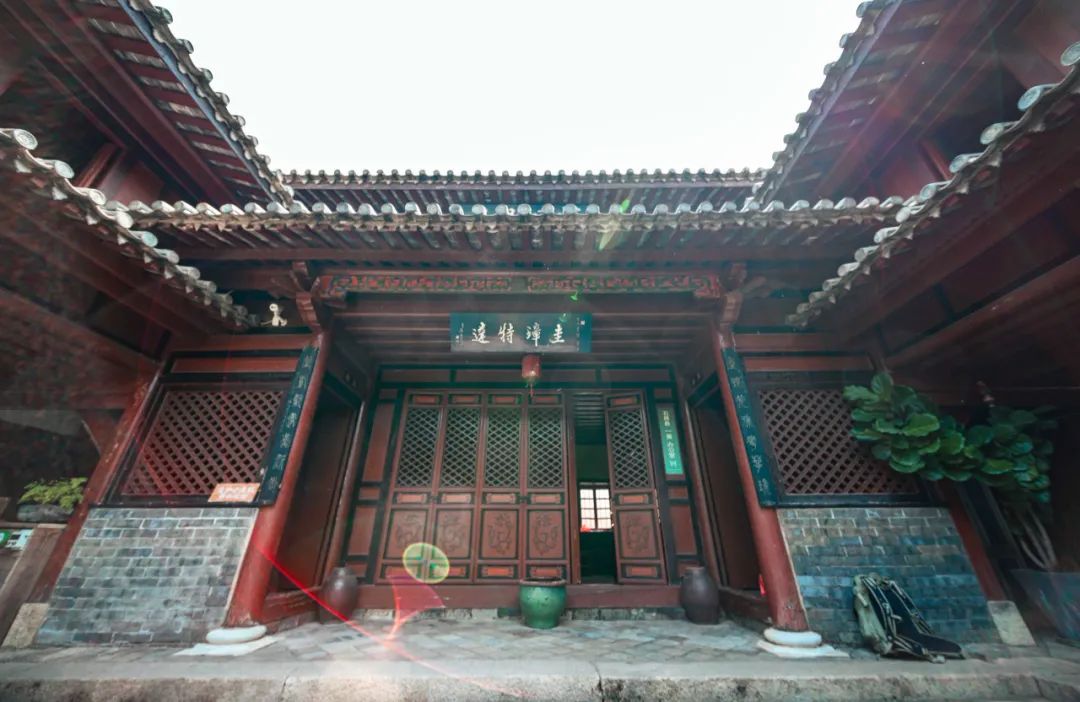 在云南风水最好的地方跑个新年马拉松，主打吉祥圆满