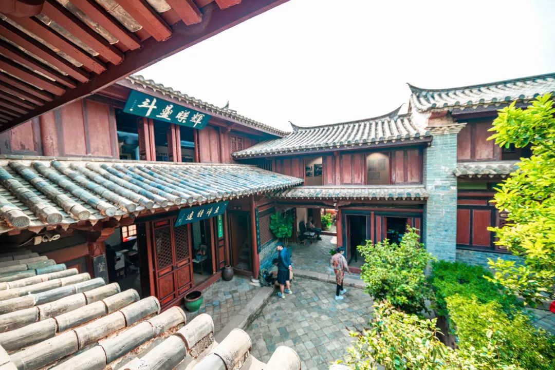 在云南风水最好的地方跑个新年马拉松，主打吉祥圆满