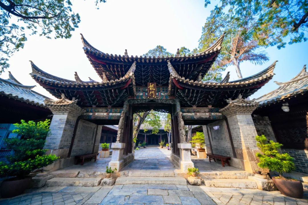 在云南风水最好的地方跑个新年马拉松，主打吉祥圆满