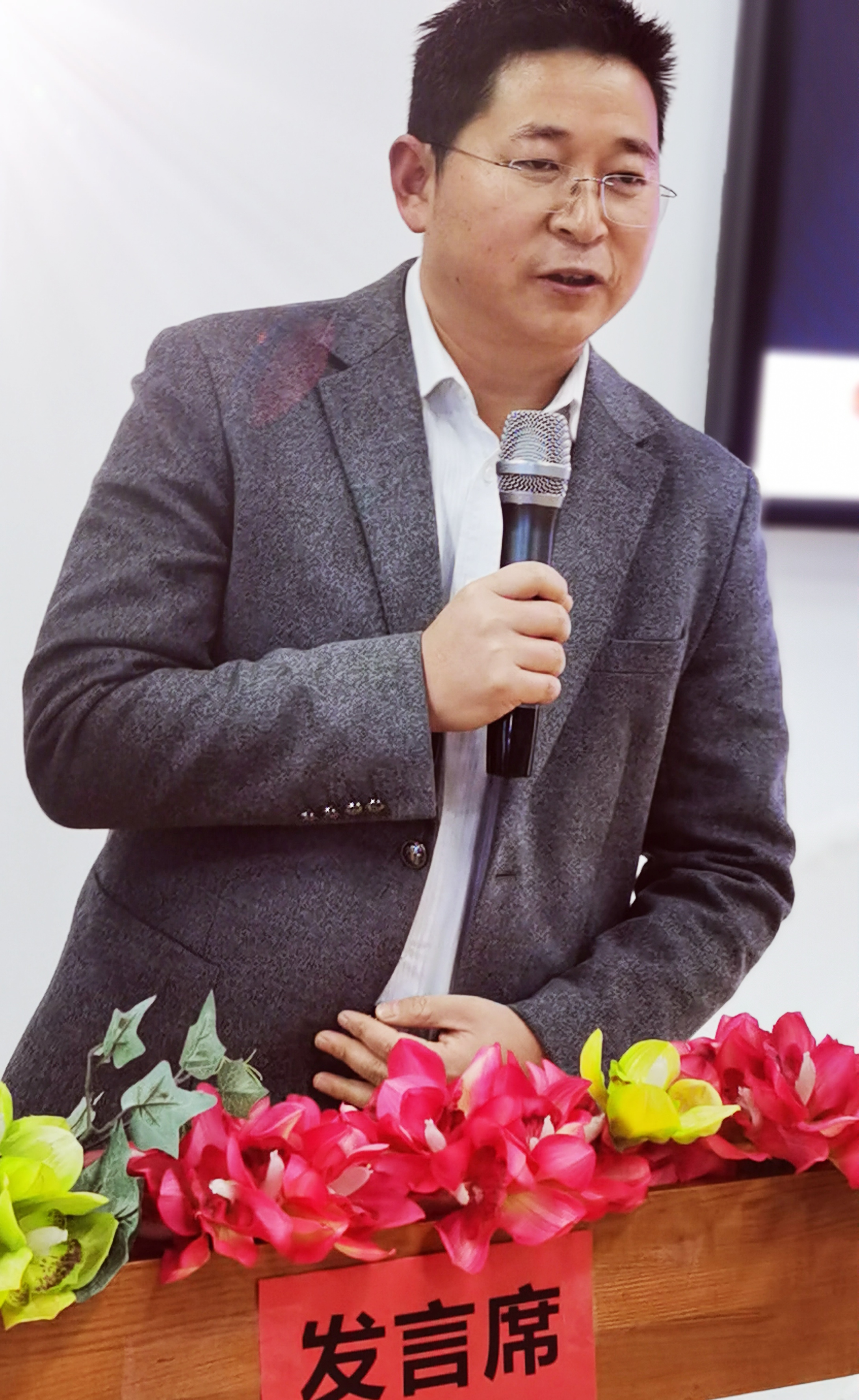 云南省领导科学决策研究会举行第15届云南MBA实战论坛