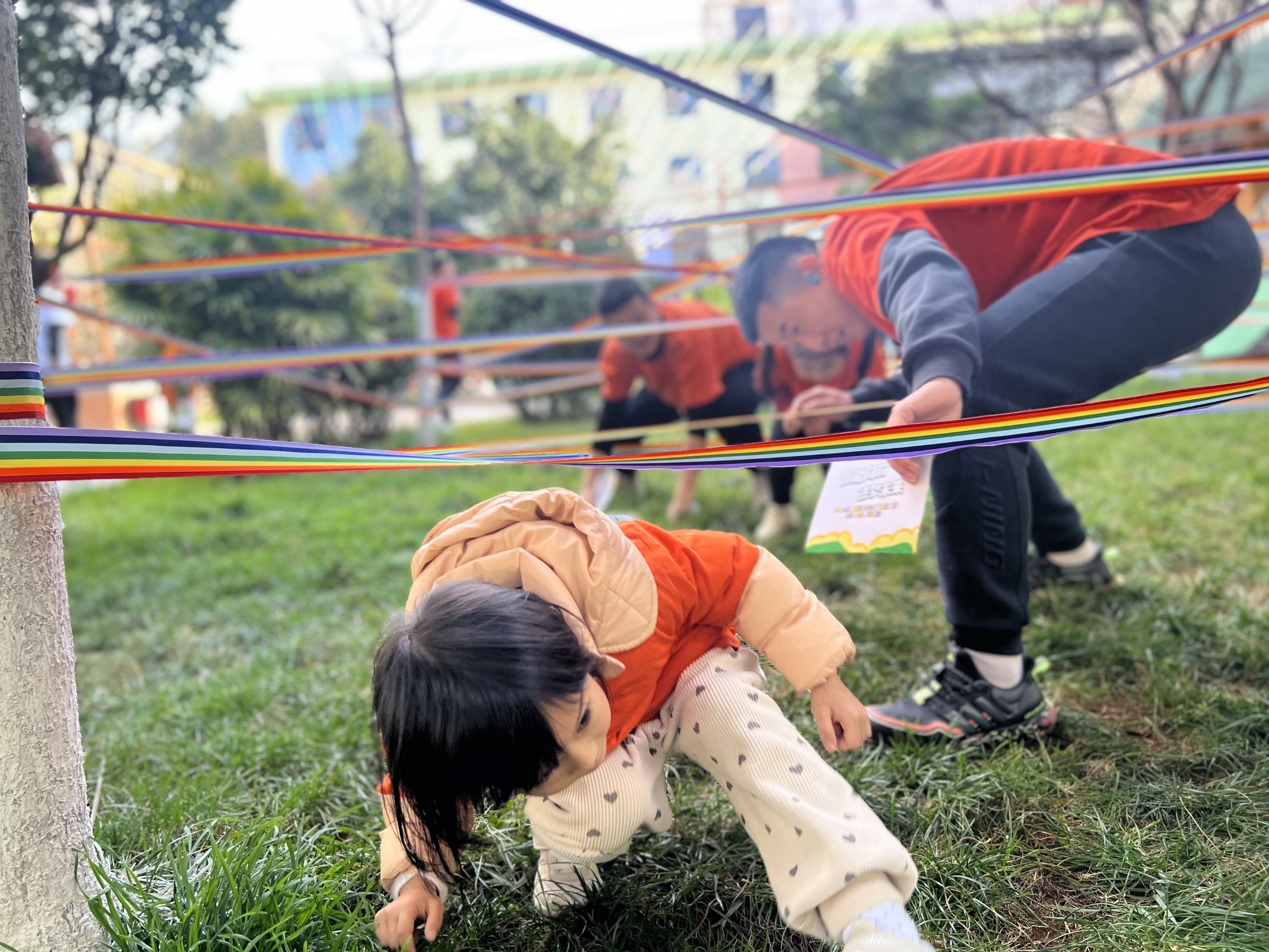 “蓄能向前，逐梦未来”主题亲子运动会圆满举行