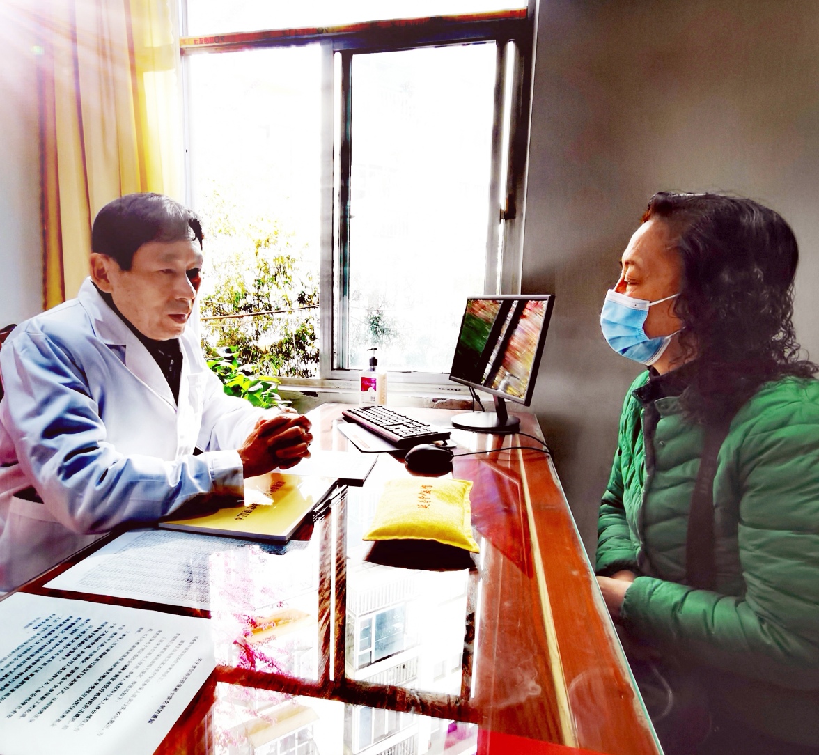 田道华名医工作室在云南延寿堂中医馆揭牌