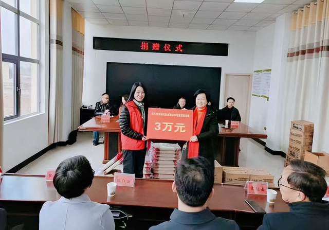 【专题报道】湖北武穴市慈善会：慈善升温，让大爱之花开遍港城大地！