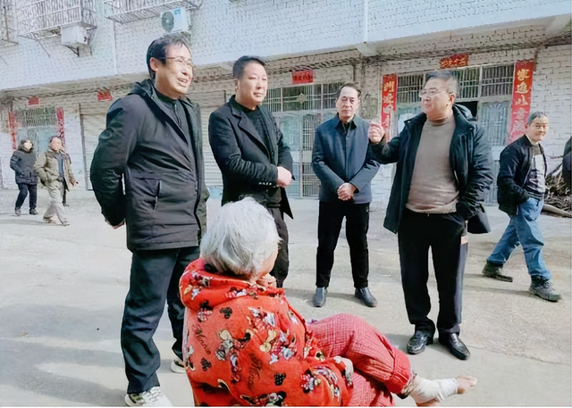 【专题报道】湖北武穴市慈善会：慈善升温，让大爱之花开遍港城大地！