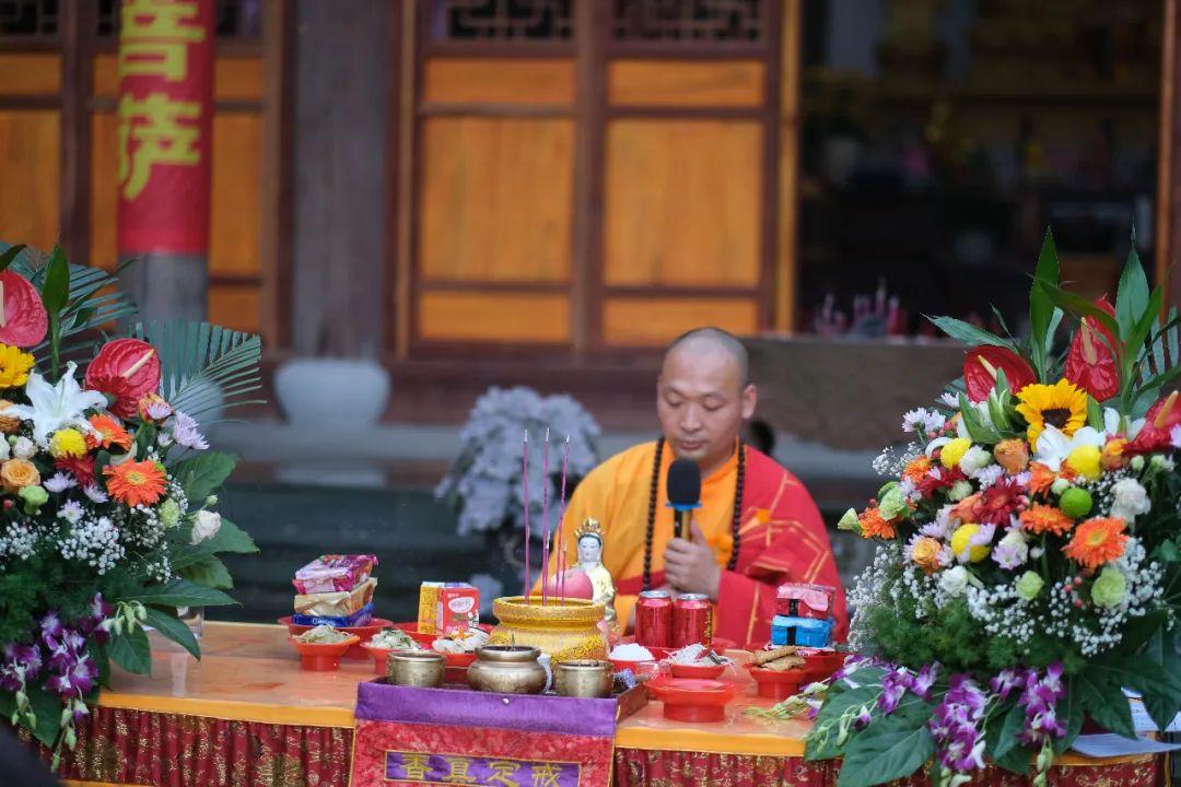 灵峰岩下古寺幽，沧海桑田眼底收——游浙江宁波大乘禅寺