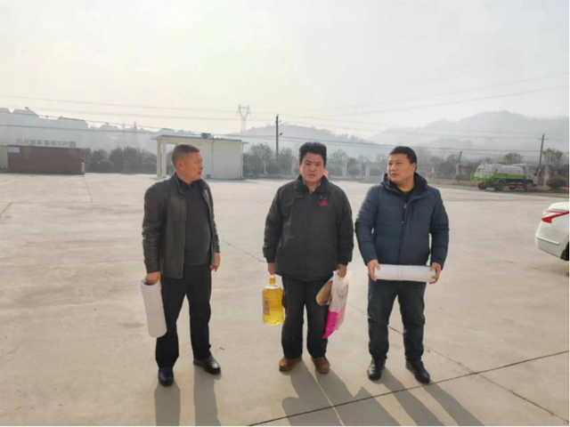 节前送祝福 真情暖人心——武穴市各镇（街道）广泛开展“情系老兵·温馨暖心”活动