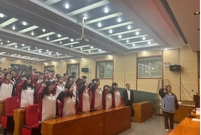 回眸奋进路 启航新征程 | 武穴市育才高中2023年精彩瞬间（上）