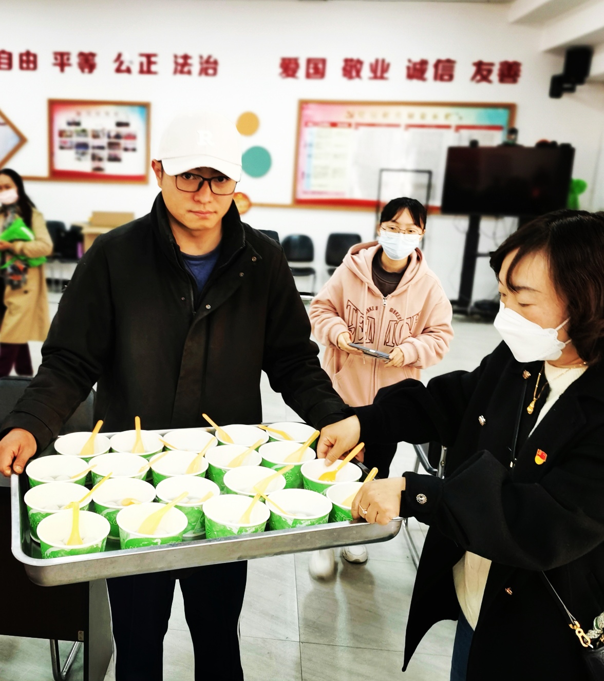 昆明永兴路社区举行“共建话浓情，欢乐度元宵”主题活动