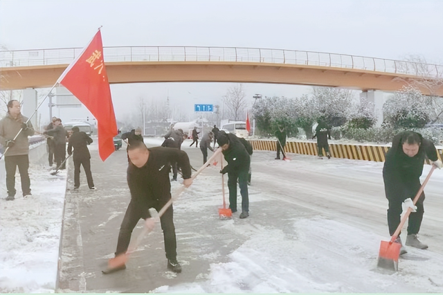 【新春在基层】湖北武穴市交通系统：“铲雪除冰畅交通 戮力同心保出行”掠影