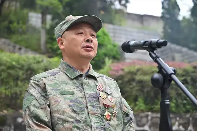 【今日黄冈·特别报道】武穴市开展“铸魂·2024·清明祭英烈”主题祭扫活动