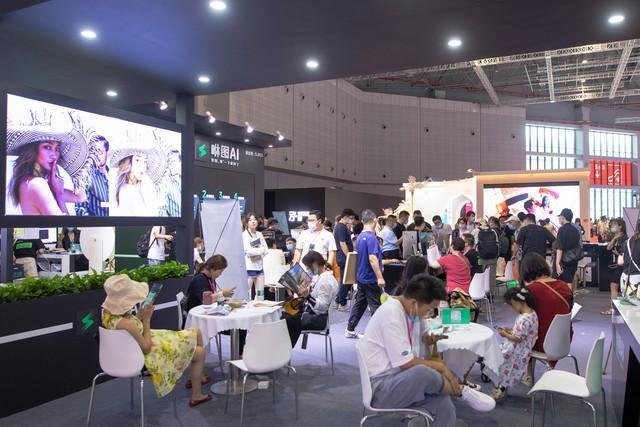 开启《2025年上海美博会>新篇章》