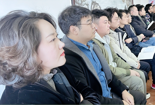 【今日黄冈】永不褪色的印象——听陶勇军讲座有感！