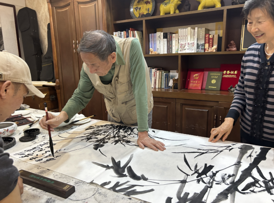 江淮大写意书画名家座谈会在徽庐艺社举办 