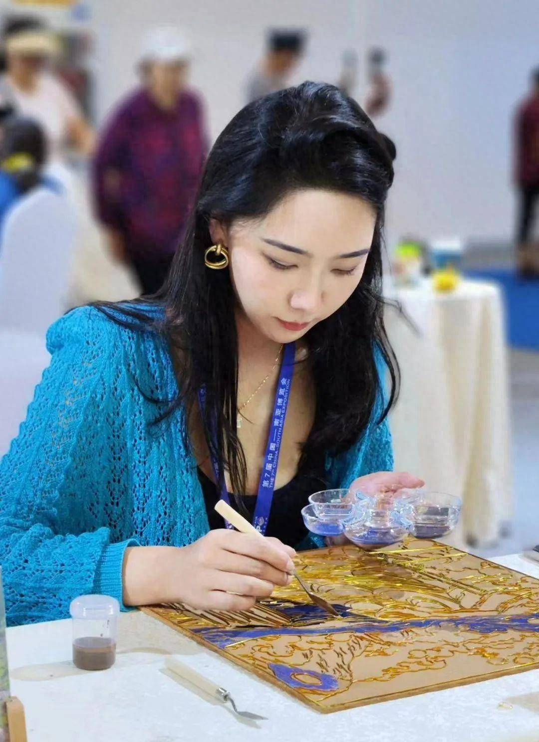 杨梓艺:兰坪普米姑娘热爱非遗传承，用指尖“掐”出家乡美