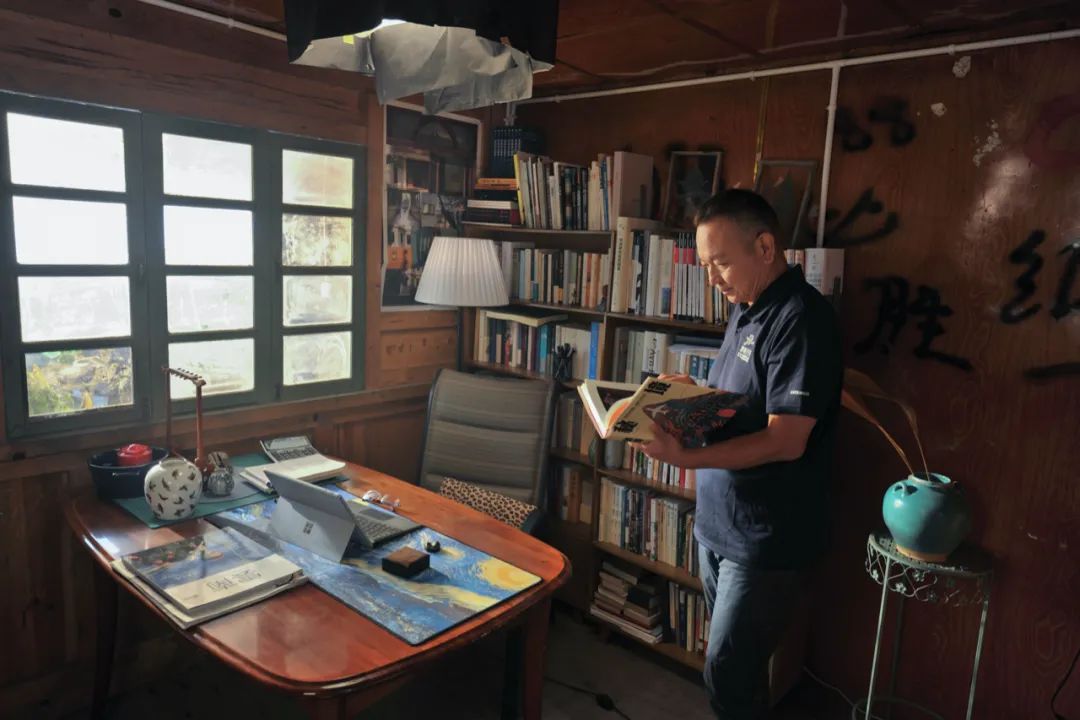 金飞豹：我在怒江有个探险工作室