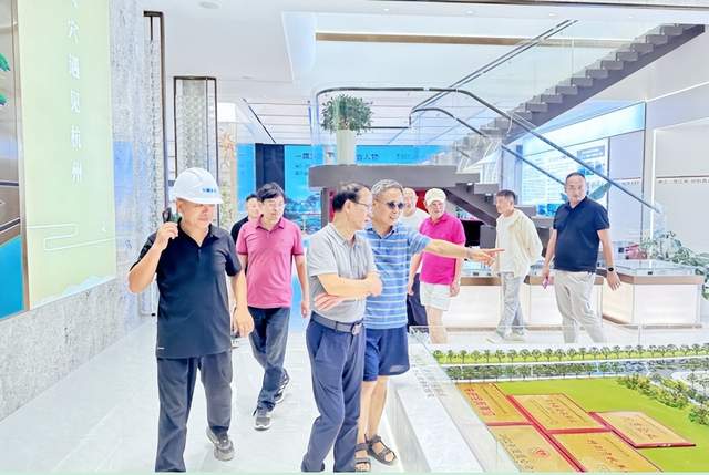 【特别报道】永恒的瞬间——为胡华文莅临武穴御江·悦江南考察摄影纪实