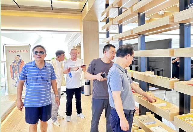 【特别报道】永恒的瞬间——为胡华文莅临武穴御江·悦江南考察摄影纪实