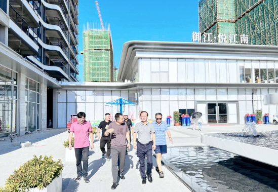 【特别报道】永恒的瞬间——为胡华文莅临武穴御江·悦江南考察摄影纪实