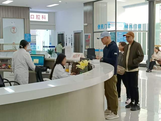 世界以痛吻我，我却报之以歌